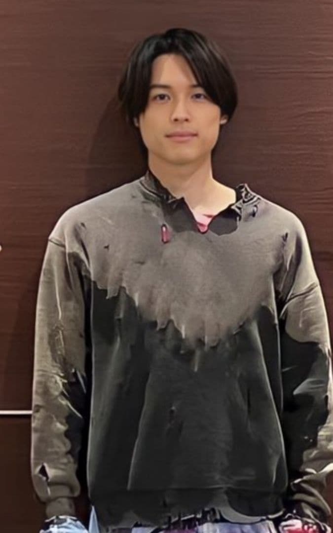 阪神優勝セール】Reebok ダメージスウェット ブラック M 松村北斗