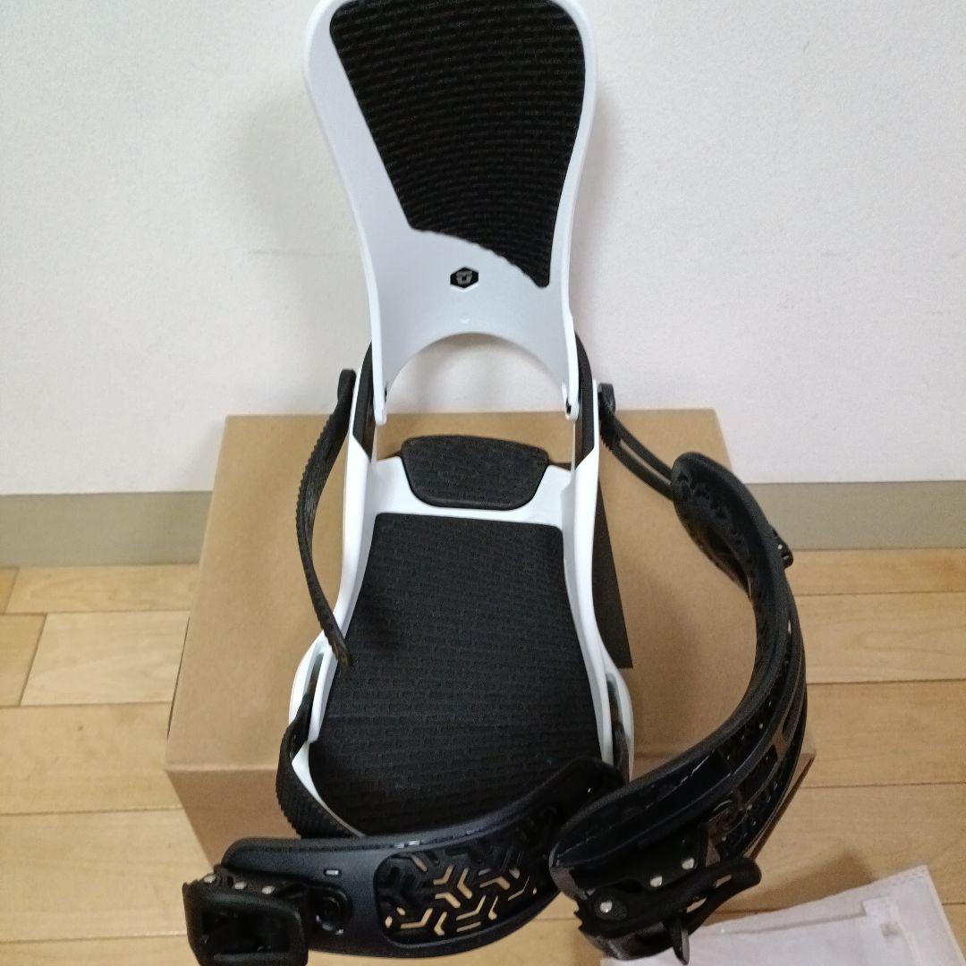 未使用　24-25 UNION ビンディングSTR サイズM　グラトリ