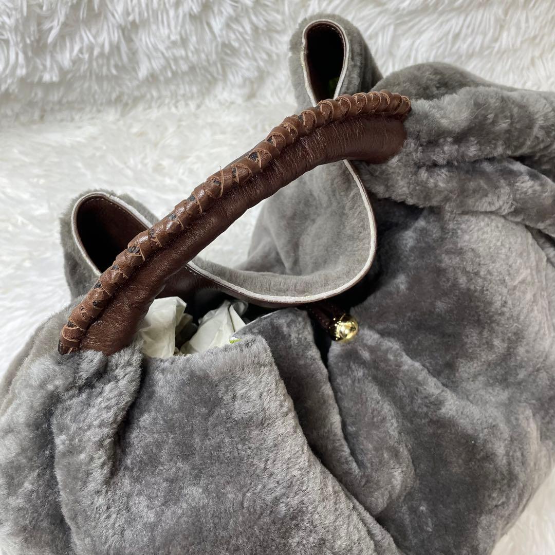 未使用級】 a.d.m.j ムートン ファー バッグ グレー - メルカリ