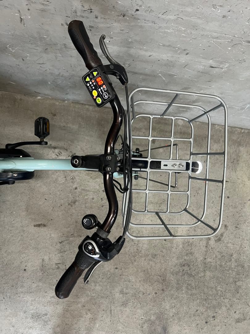 電動自転車　BRIDGESTONE ASSISTA ブリヂストン　アシスタUNI