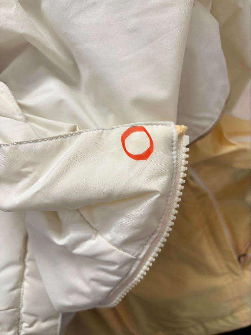 女性用【スノーボードウェア】上下2点　【美品】白&黄色/サンド　S・X S