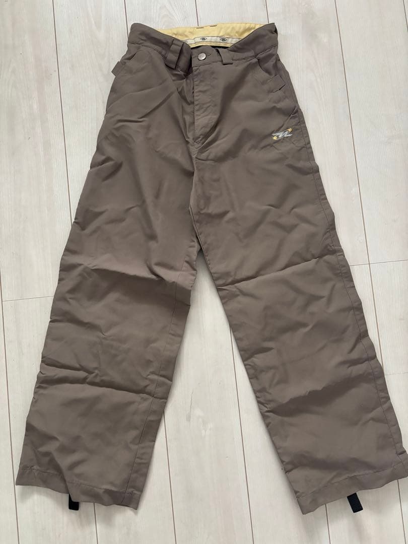 女性用【スノーボードウェア】上下2点　【美品】白&黄色/サンド　S・X S