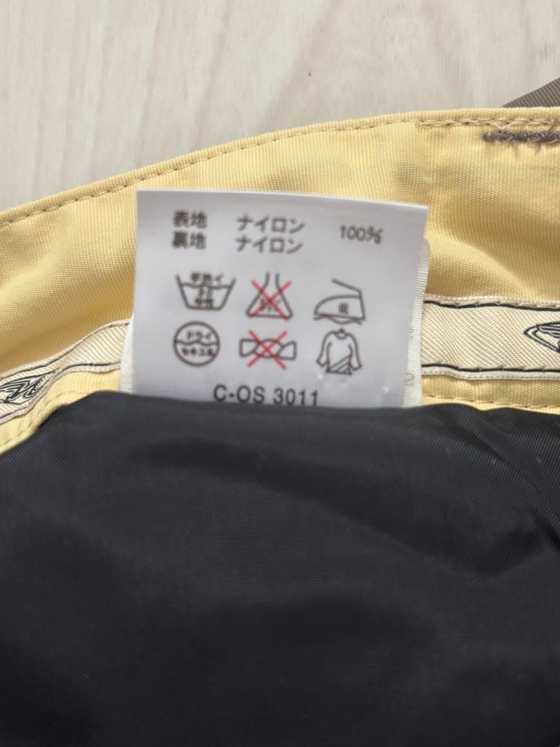 女性用【スノーボードウェア】上下2点　【美品】白&黄色/サンド　S・X S