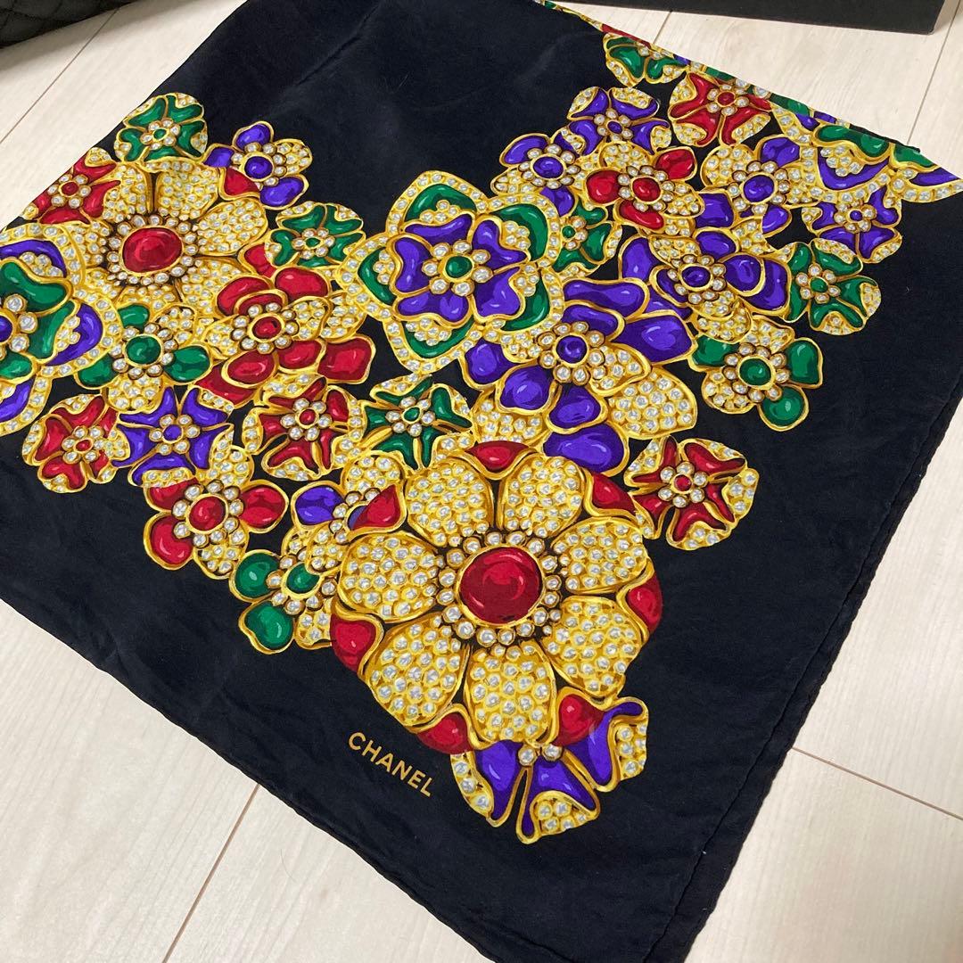 CHANEL シャネル シルク スカーフ 宝石柄 正規品 - メルカリ