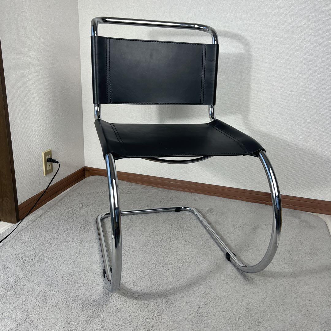 カンチレバーチェア ブラックレザー バウハウス