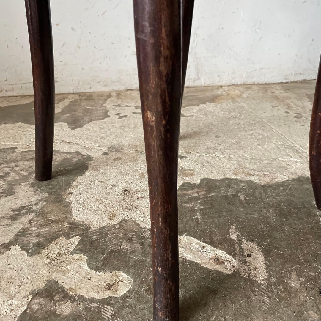 Mundus & J.J.Kohn社製　ベントウッドラタンチェア　no2