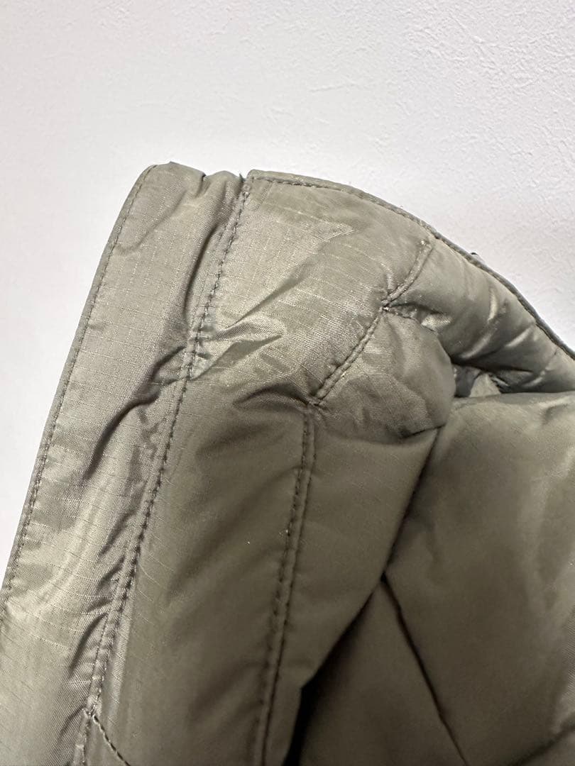 ド*ン様 【美品】NANGA ナンガ オーロラダウンジャケット Lサイズ カーキ