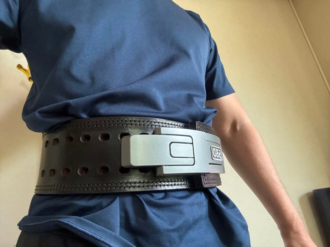 SBDベルト10ミリMサイズ美品