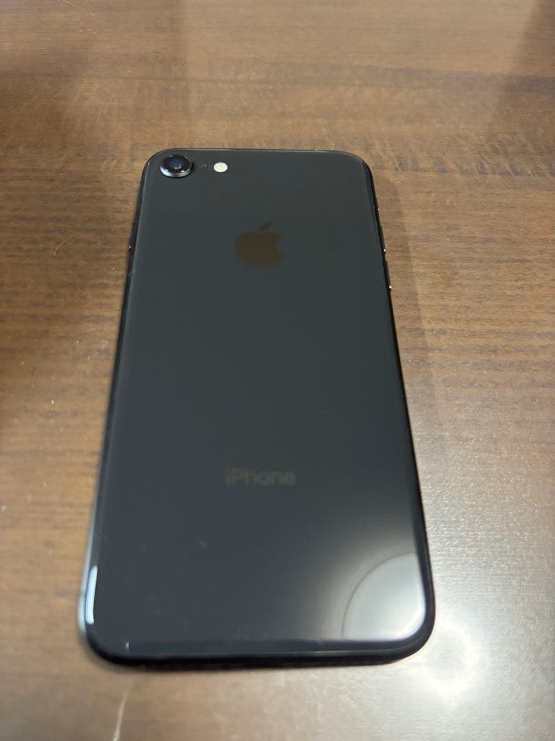 Apple iPhone 8 本体 SIMフリー解除済み 黒 ブラック