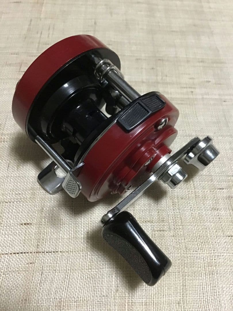 ダイワ ミリオネア ST-1000