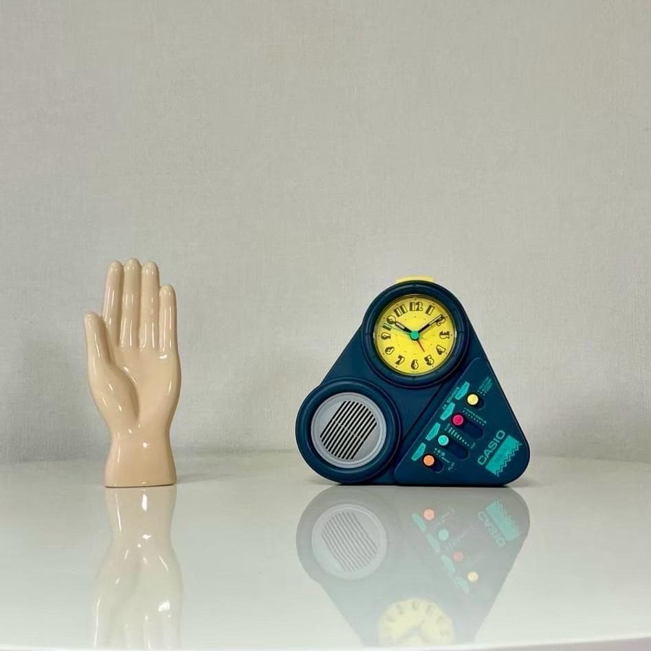 90's デッドストック CASIO カシオ 目覚まし時計 置き時計 未使用