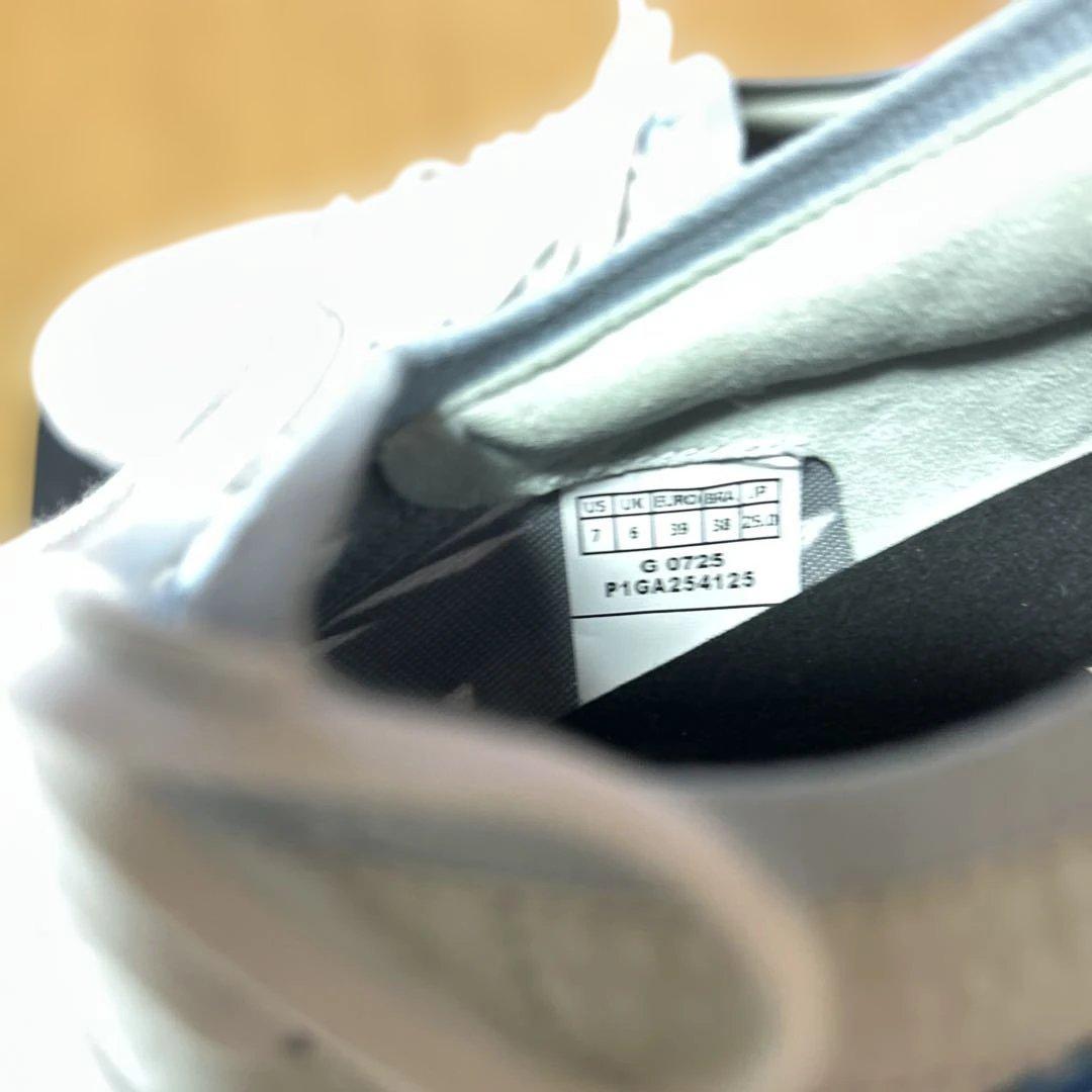 週末　完売品ラスト1足のみ　ミズノモレリアネオⅣβ AG 人工芝25cm 日本製