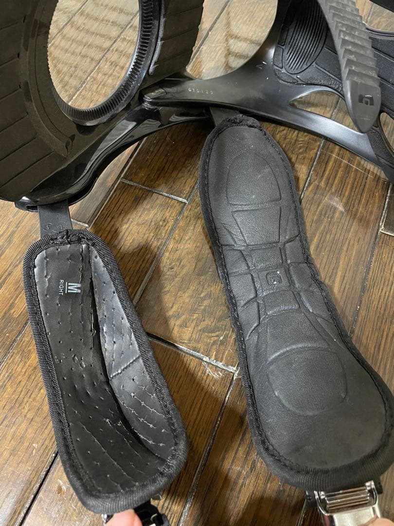 Burton Custom ビンディング ブラック Mサイズ