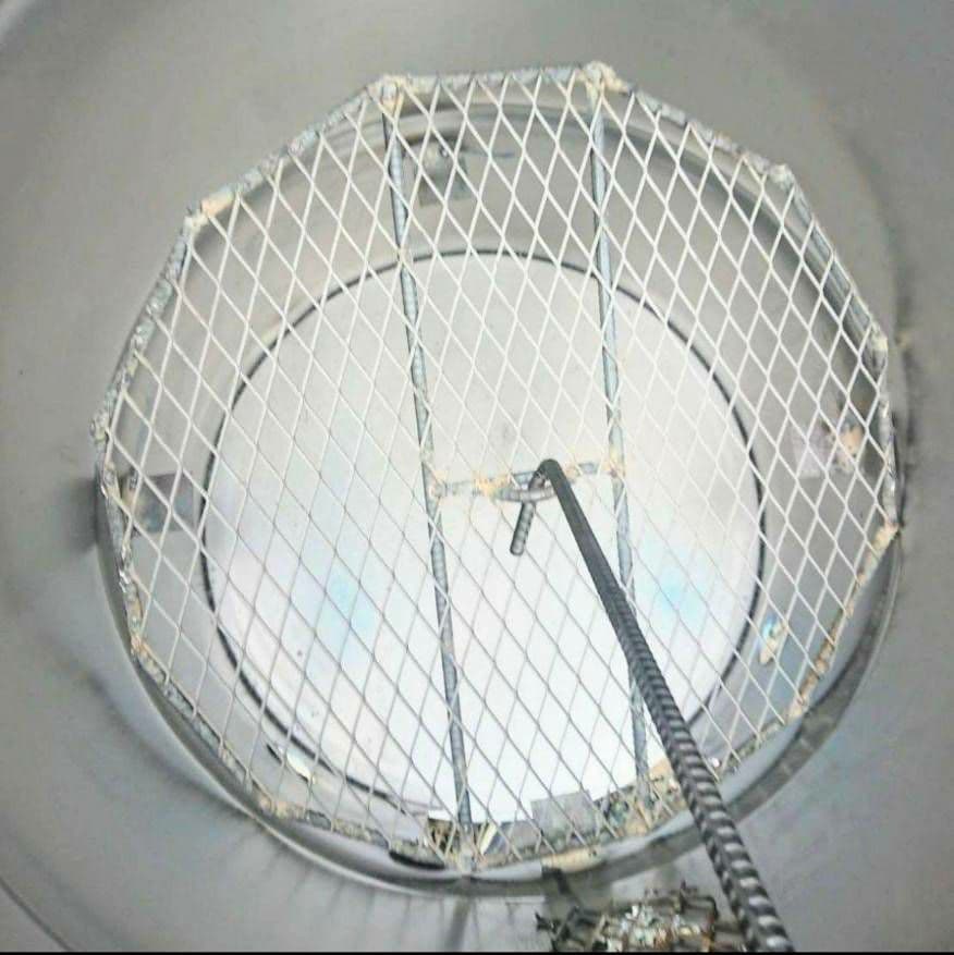 ドラム缶焼却炉 購入前に 説明文を 読みコメントください　よろしくお願いします