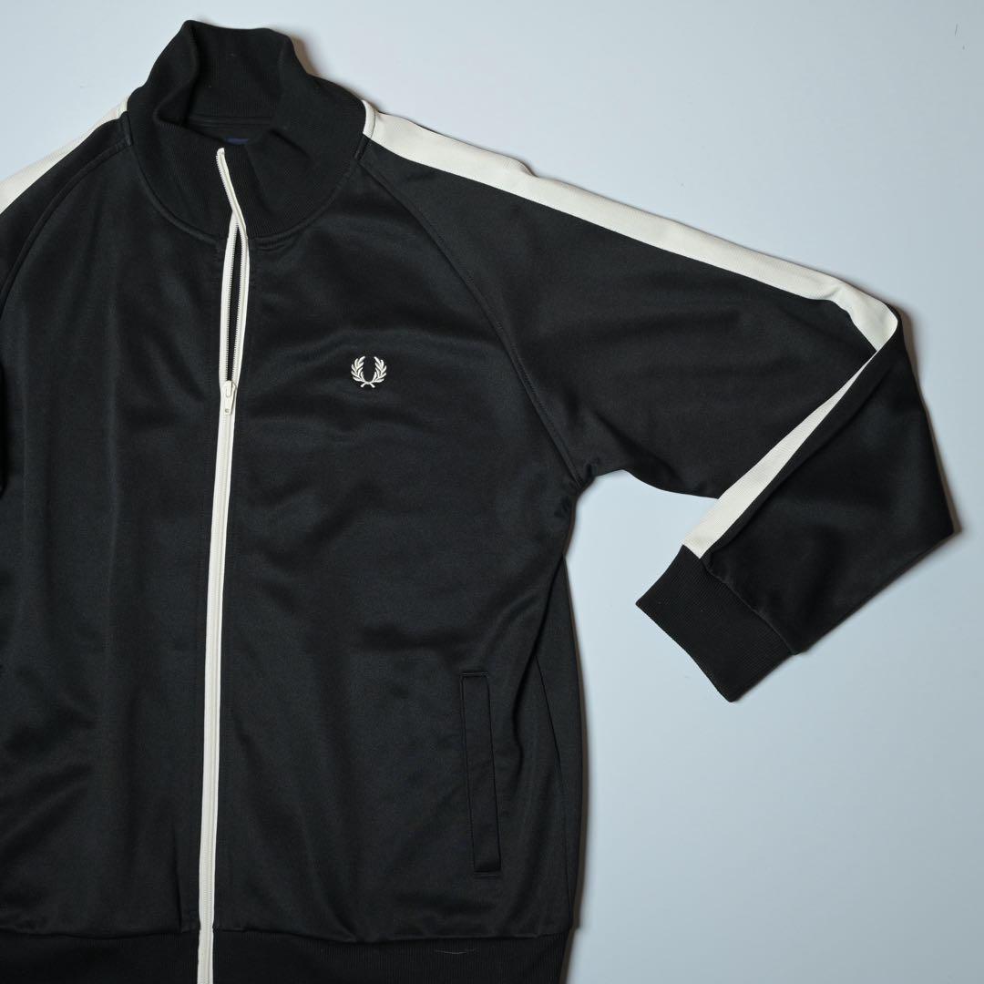FRED PERRY×BEAMS別注　トラックジャケット　black