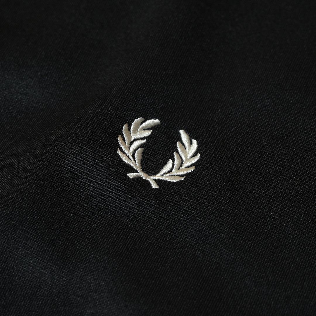 FRED PERRY×BEAMS別注　トラックジャケット　black