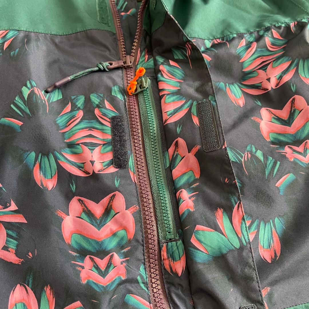 美品　BURTON　ゴアテックス　アイリスジャケット　レディース　緑　S