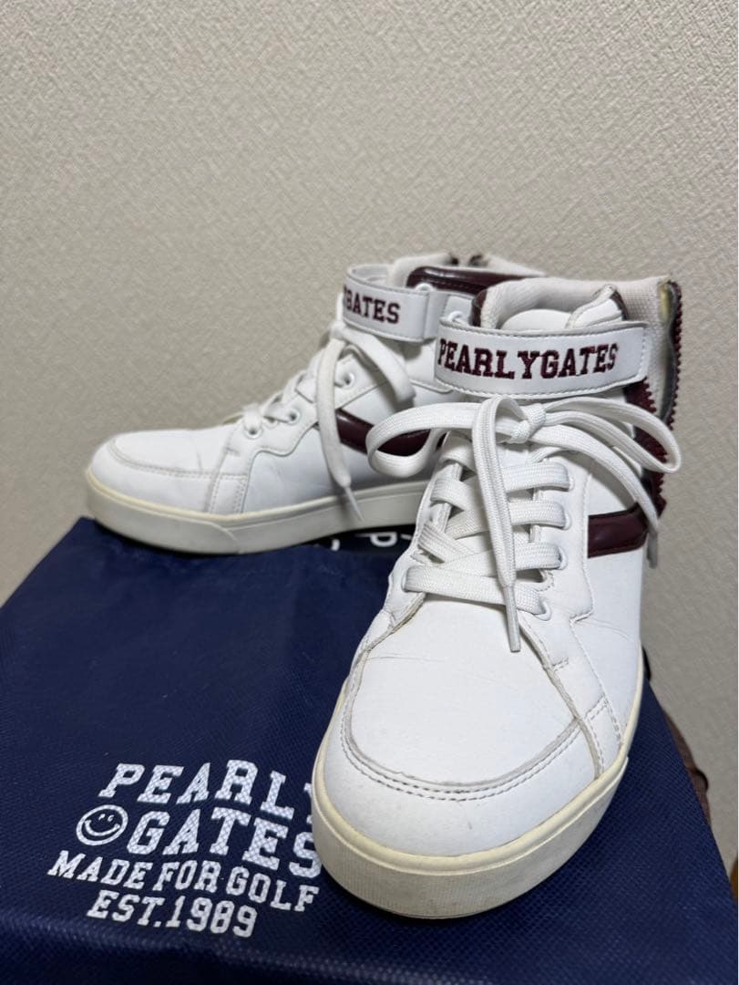 1度のみ使用】23.5 PEARLY GATES ハイカットスニーカー 89