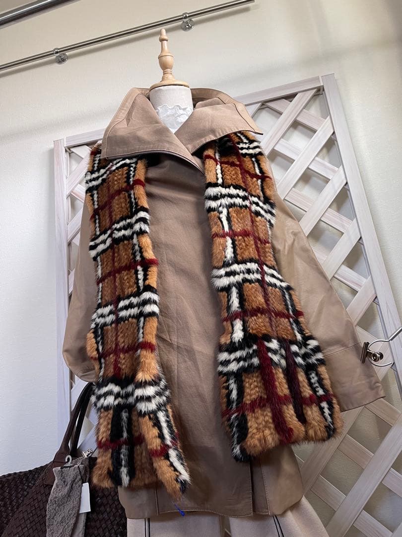 ⭐︎ ミンク　× チェック　新古　⭐︎ショール　　先端ラッフル系