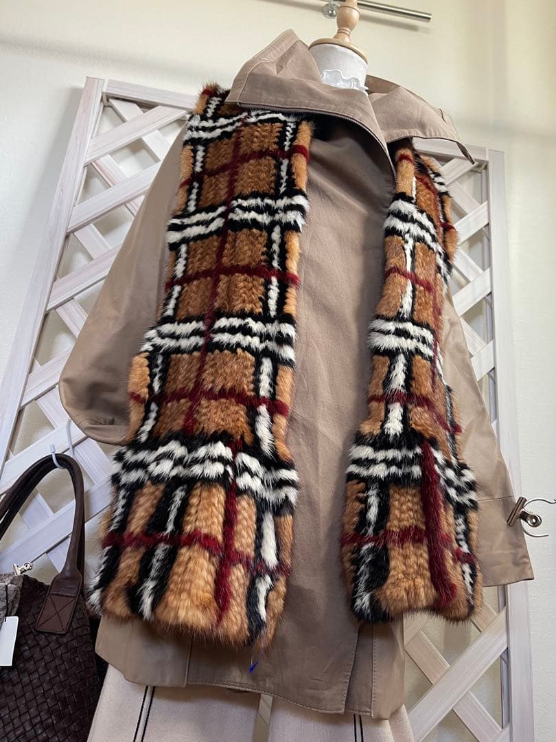 ⭐︎ ミンク　× チェック　新古　⭐︎ショール　　先端ラッフル系