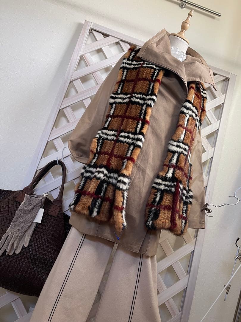 ⭐︎ ミンク　× チェック　新古　⭐︎ショール　　先端ラッフル系