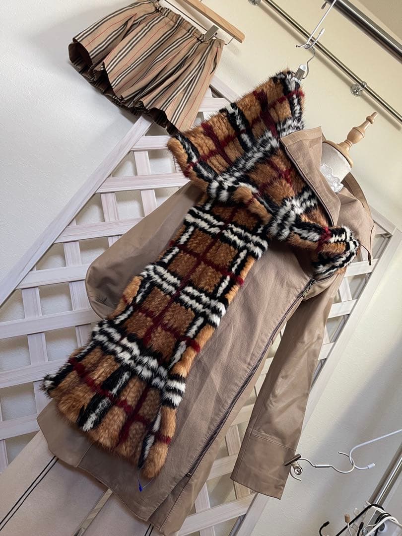 ⭐︎ ミンク　× チェック　新古　⭐︎ショール　　先端ラッフル系