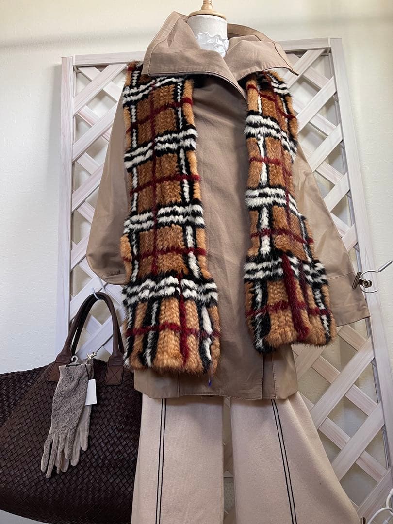 ⭐︎ ミンク　× チェック　新古　⭐︎ショール　　先端ラッフル系