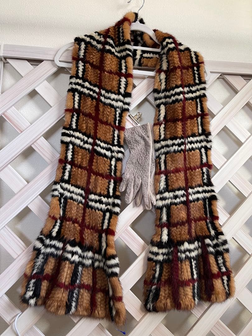 ⭐︎ ミンク　× チェック　新古　⭐︎ショール　　先端ラッフル系