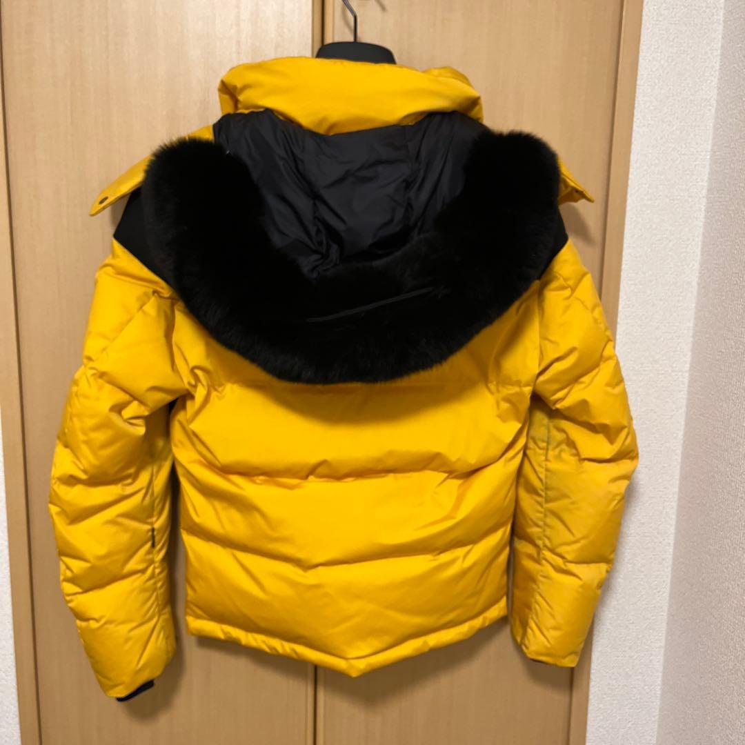FENDI ダウンジャケット　イエロー　サイズ44