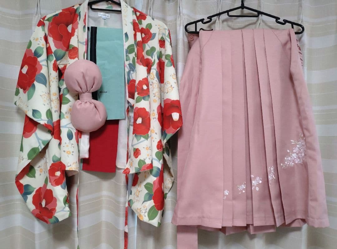 双子　２セット　キャサリンコテージ　着付け簡単袴セット120センチ　卒園式