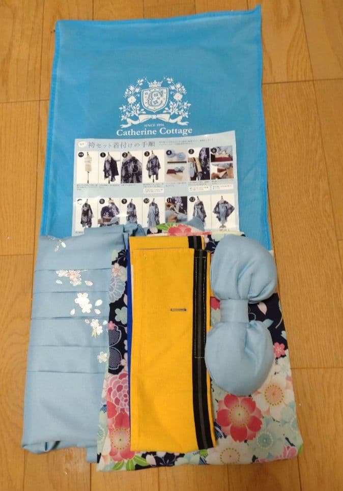 双子　２セット　キャサリンコテージ　着付け簡単袴セット120センチ　卒園式