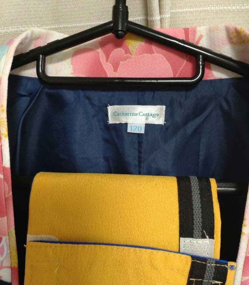 双子　２セット　キャサリンコテージ　着付け簡単袴セット120センチ　卒園式