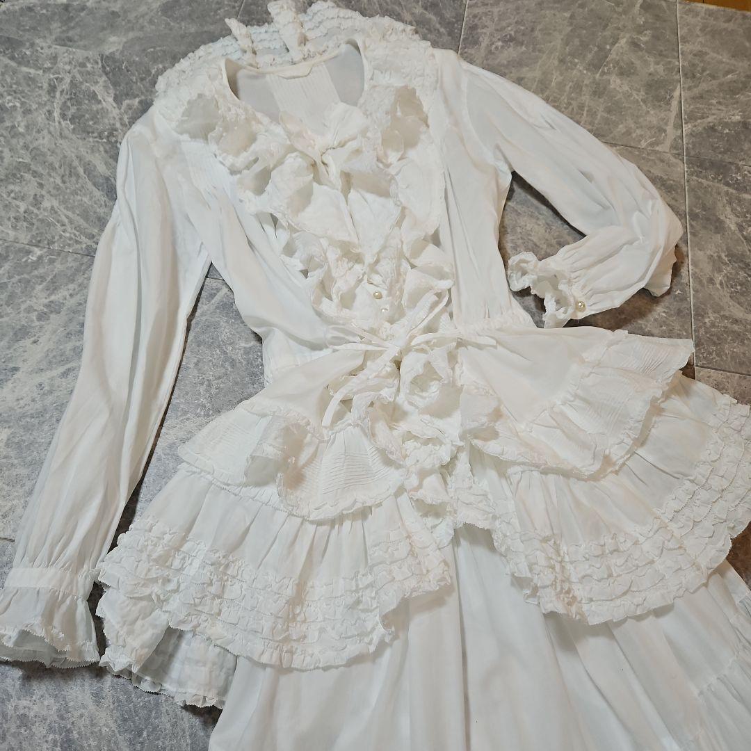 専用価格ピンクハウス インゲボルグ ブラウス(スカートは撮影用)