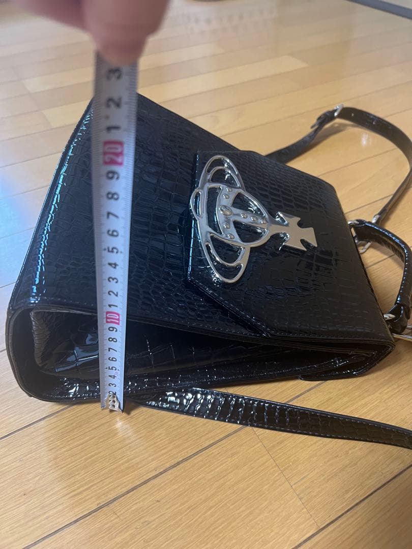甘*す様 Vivienne Westwood クロコダイル風リュック