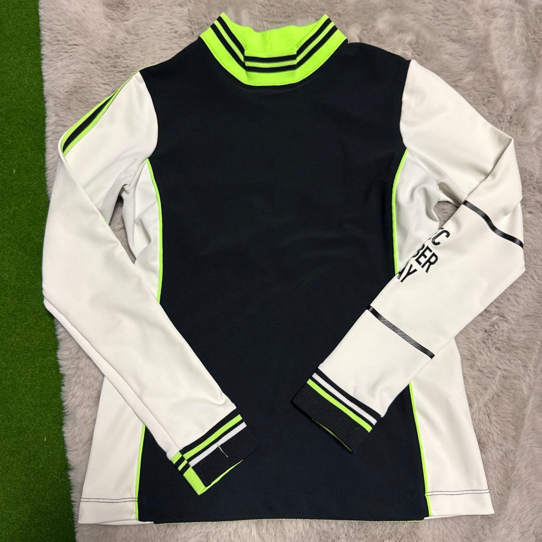 ディセンバーメイ　　Hybrid cutting mock neck /Sサイズ