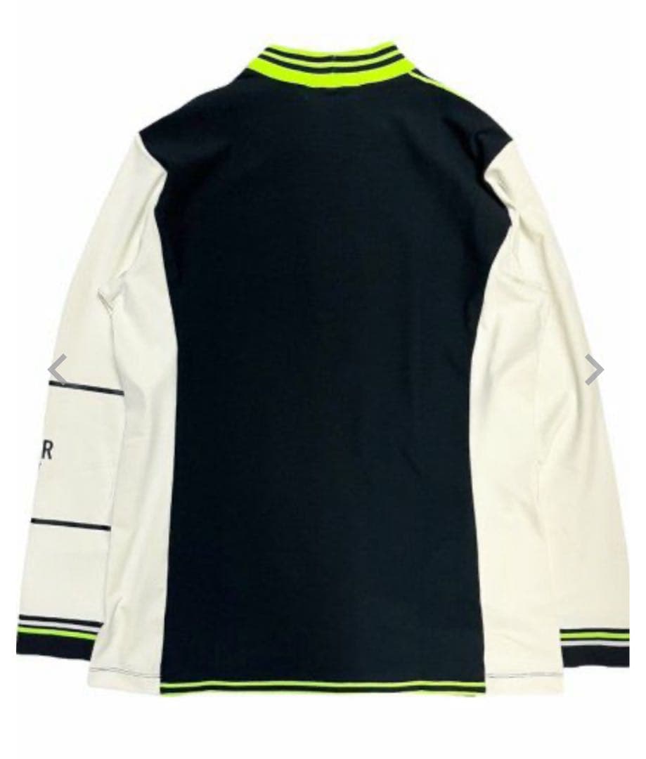 ディセンバーメイ　　Hybrid cutting mock neck /Sサイズ