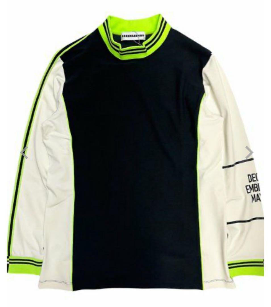 ディセンバーメイ　　Hybrid cutting mock neck /Sサイズ