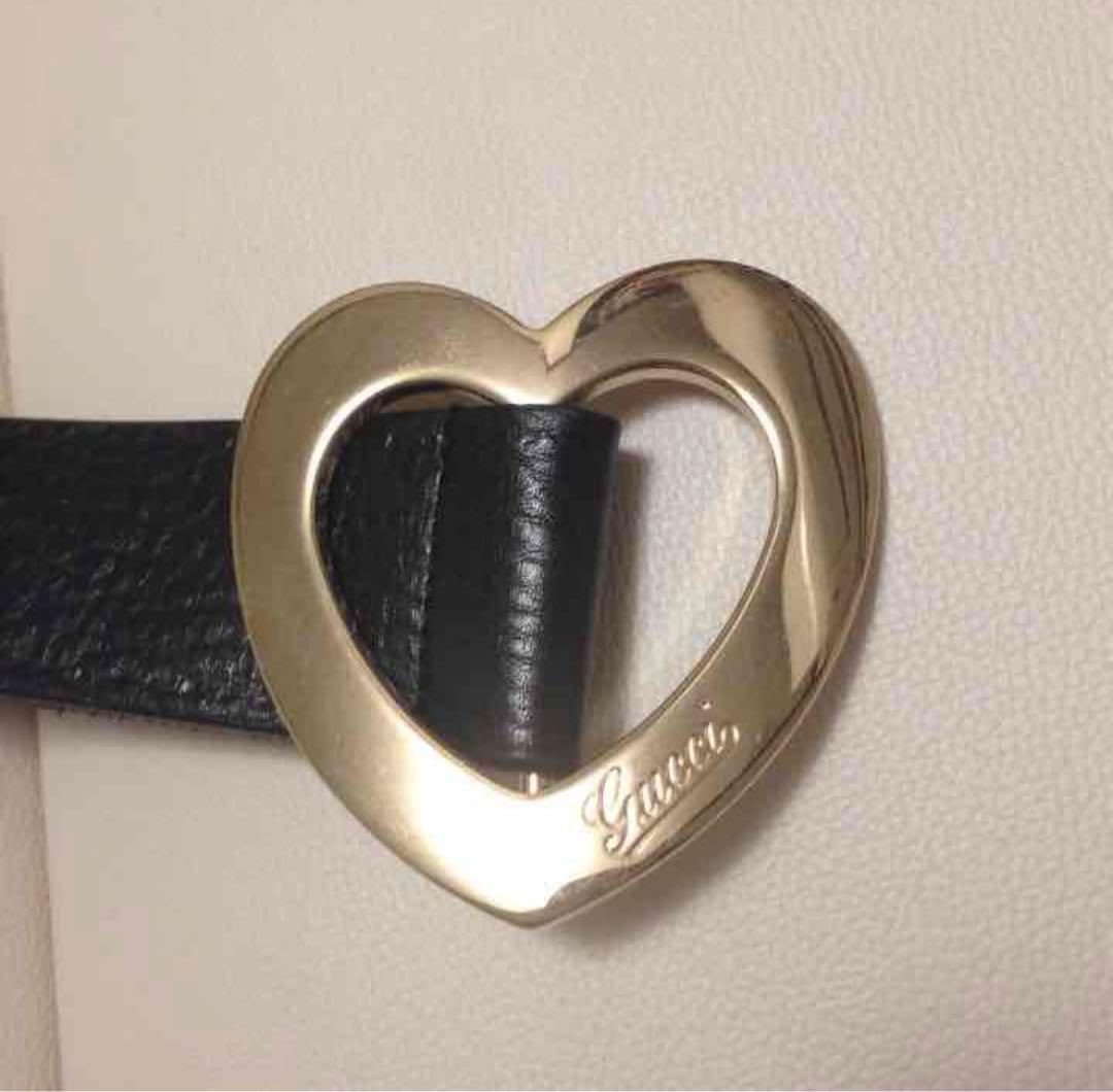 Gucci ハート型バックル 黒ベルト
