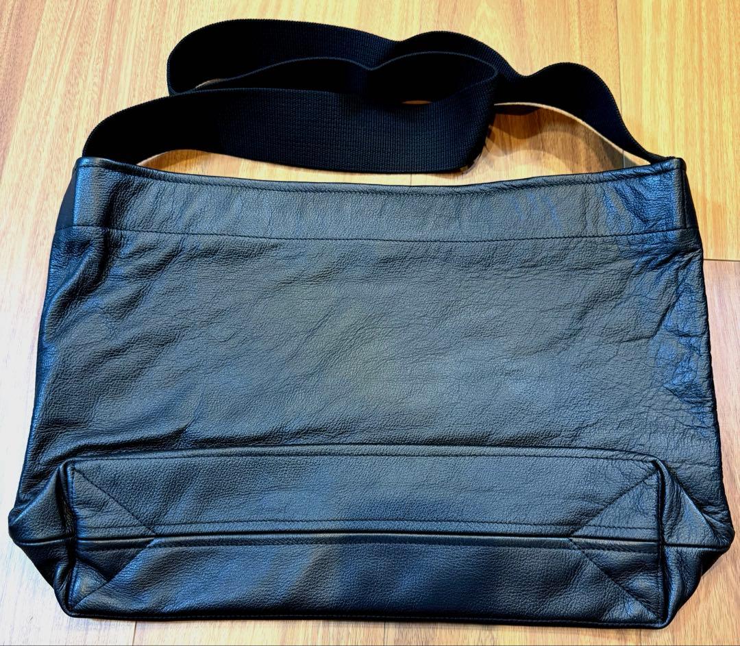 【新品未使用】ヨウジヤマモト ファスナー付き レザーショルダーバッグ