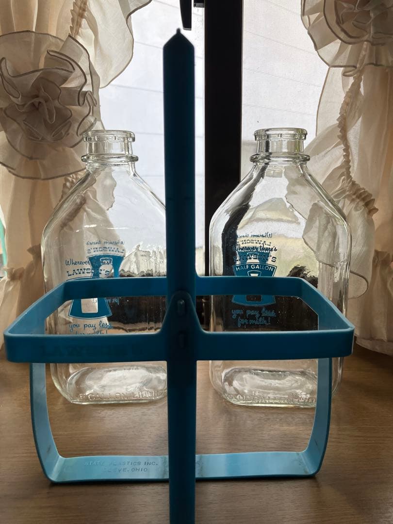 LAWSON’s ガラス瓶 2個セット ブルーキャリーケース付き