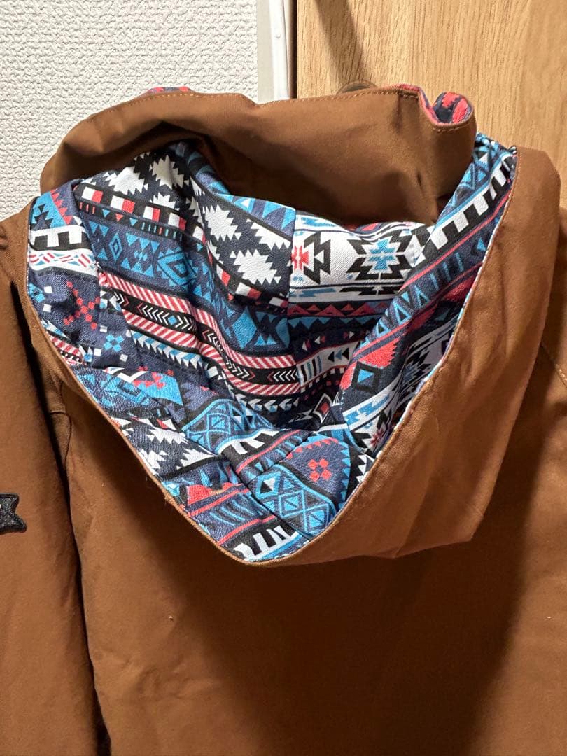 【美品！】ESTIVO EV女性用 Lサイズ エスティボ　スノーボードウェア