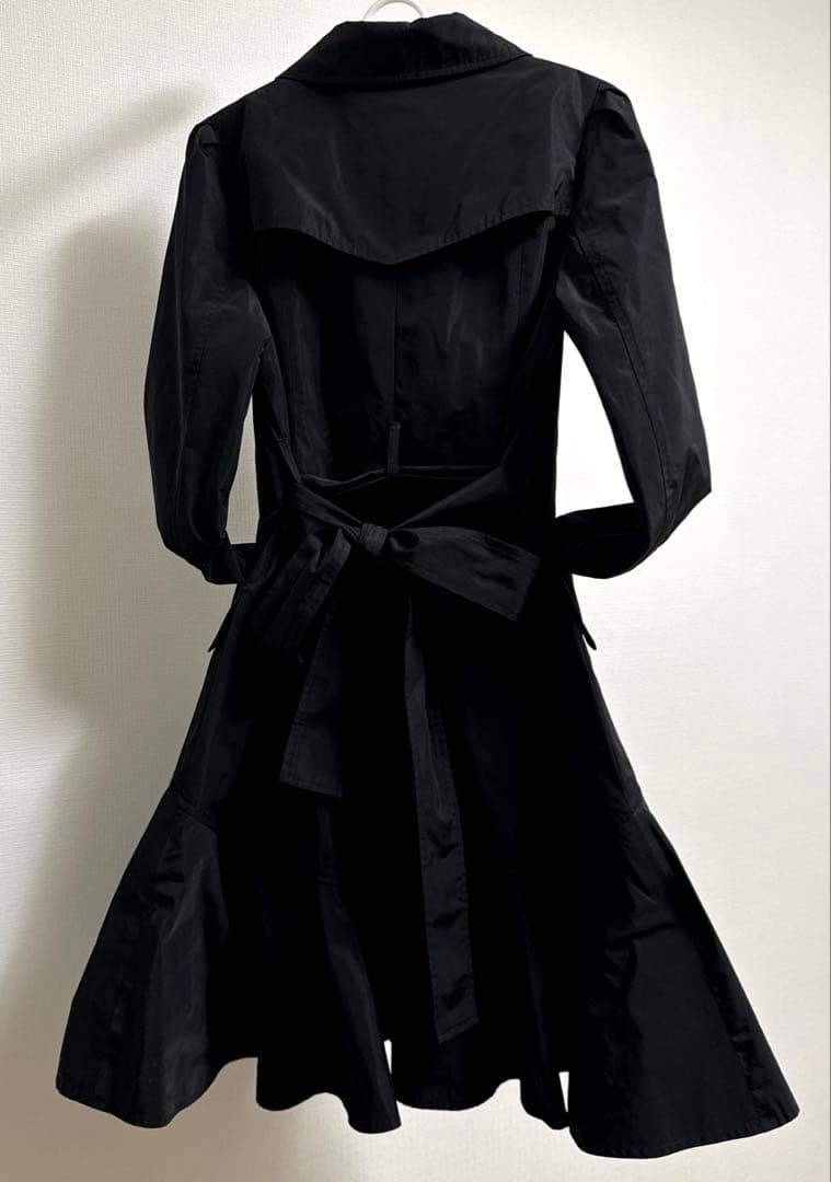 トゥビーシック　レディース　中綿ライナー　ベルト付　ロング　裾フリル　コート　L