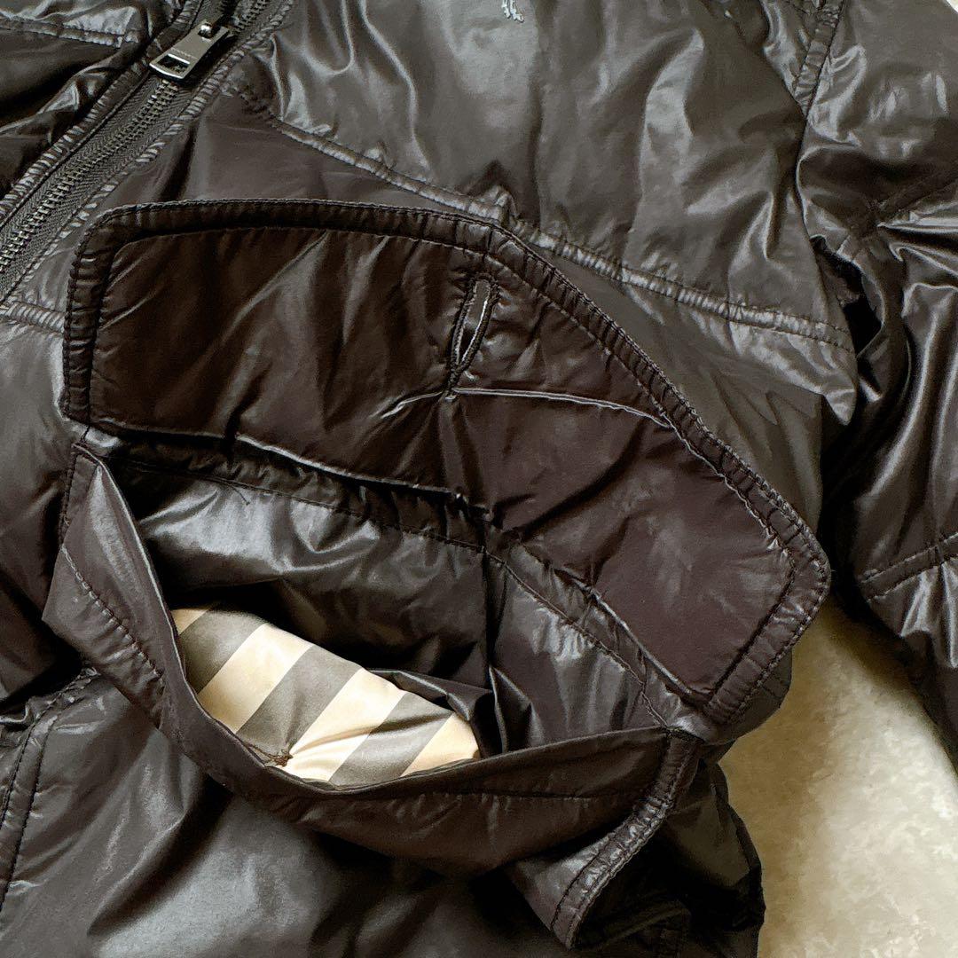 美品✨バーバリー　ノバチェック　ファー付フード 黒 ダウンジャケット　XL