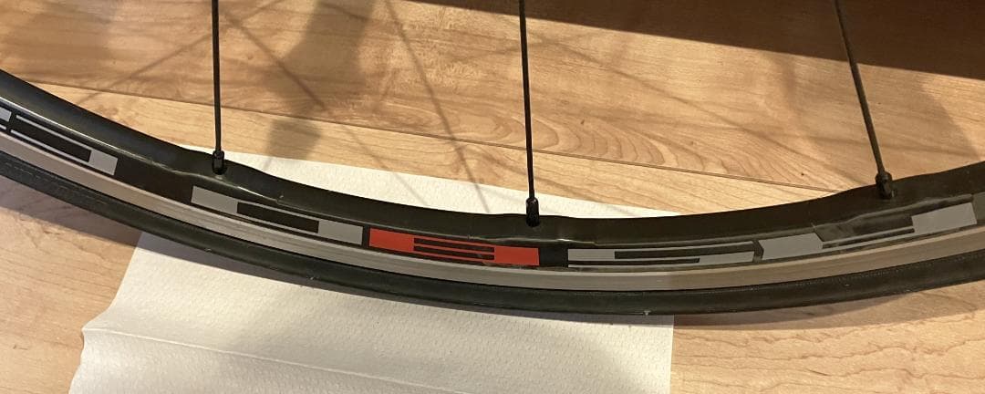 シマノ WH-RS80 C24 カーボンコンポジット軽量ホイール