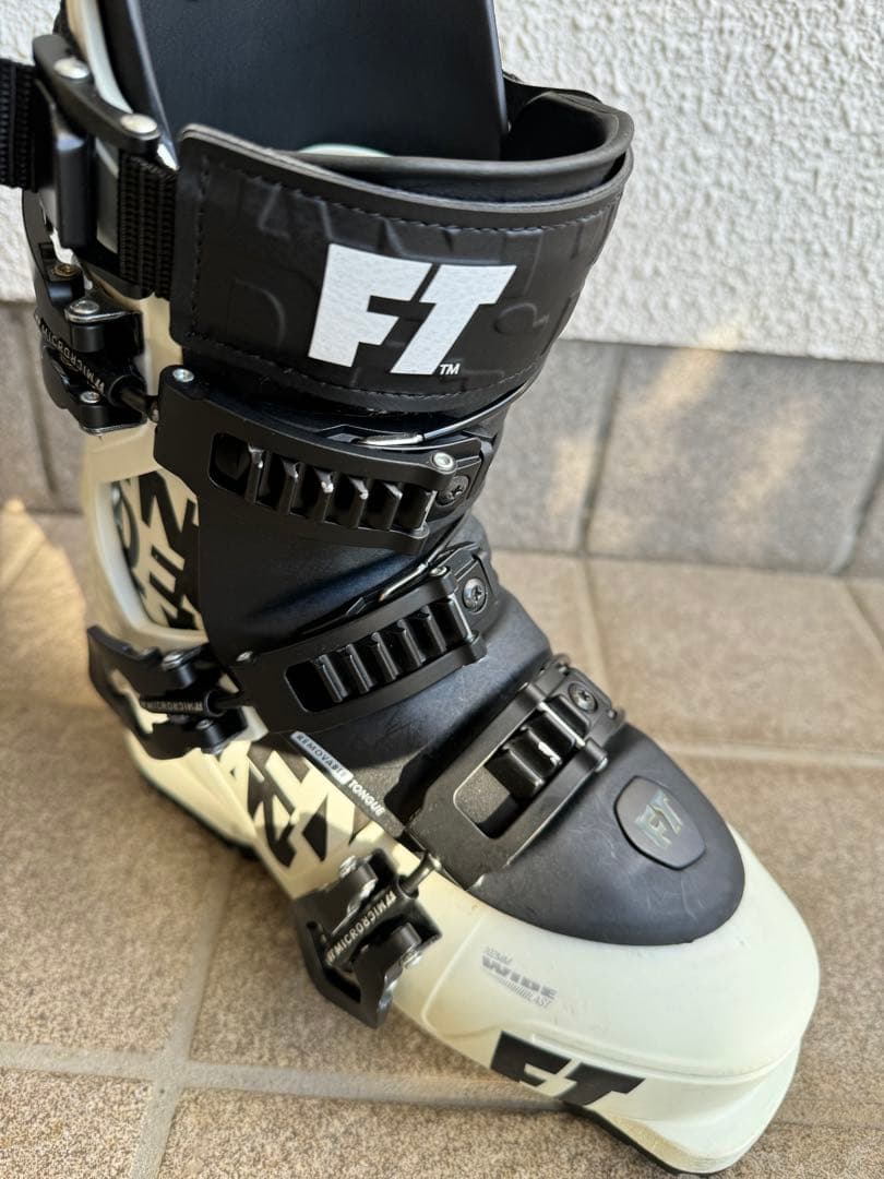 FT DESCENDANT 8 スキーブーツ24.5cm レディース