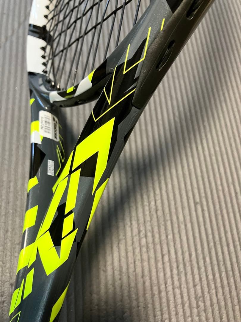 Babolat ピュアアエロ100 G3