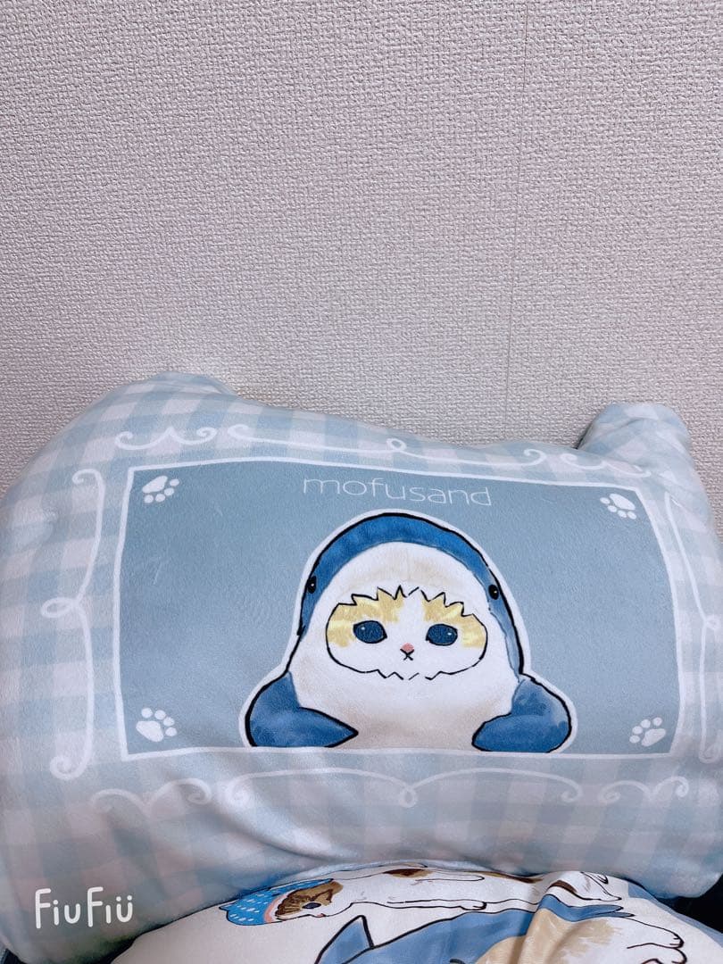 サメにゃん モフサンド ぬいぐるみ 収納ボックス クッション 新品未使用