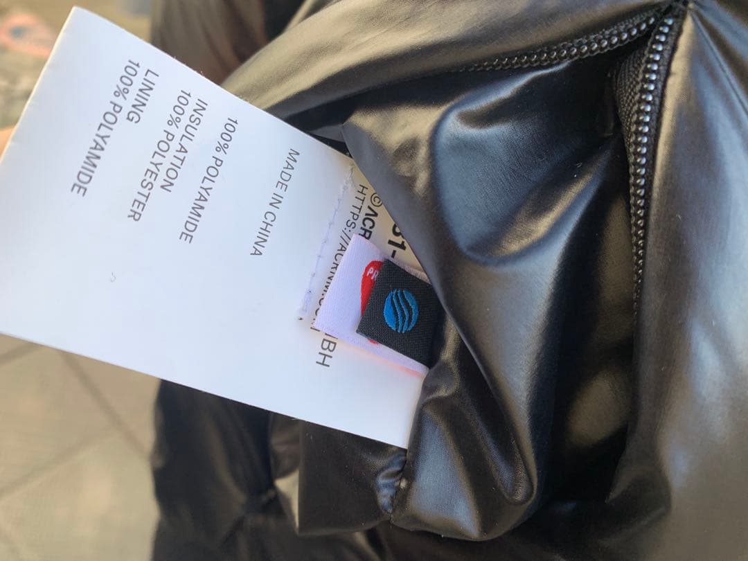 ジャケット・アウター ACRONYM INSULATED HOODED JACKET S31-PX L