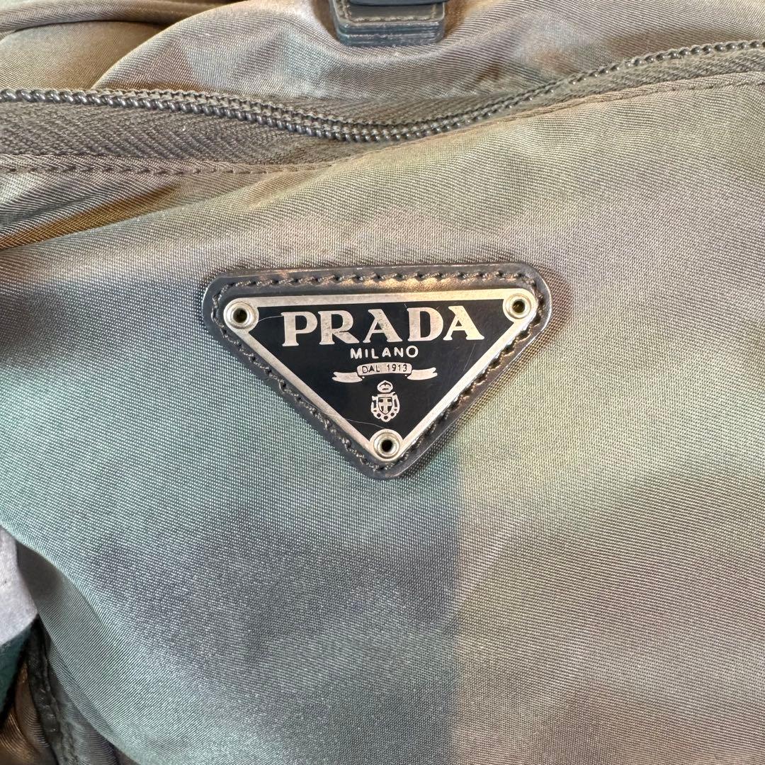 大人気✨プラダ リュック 三角プレート 巾着 バックパック カードあり グレー
