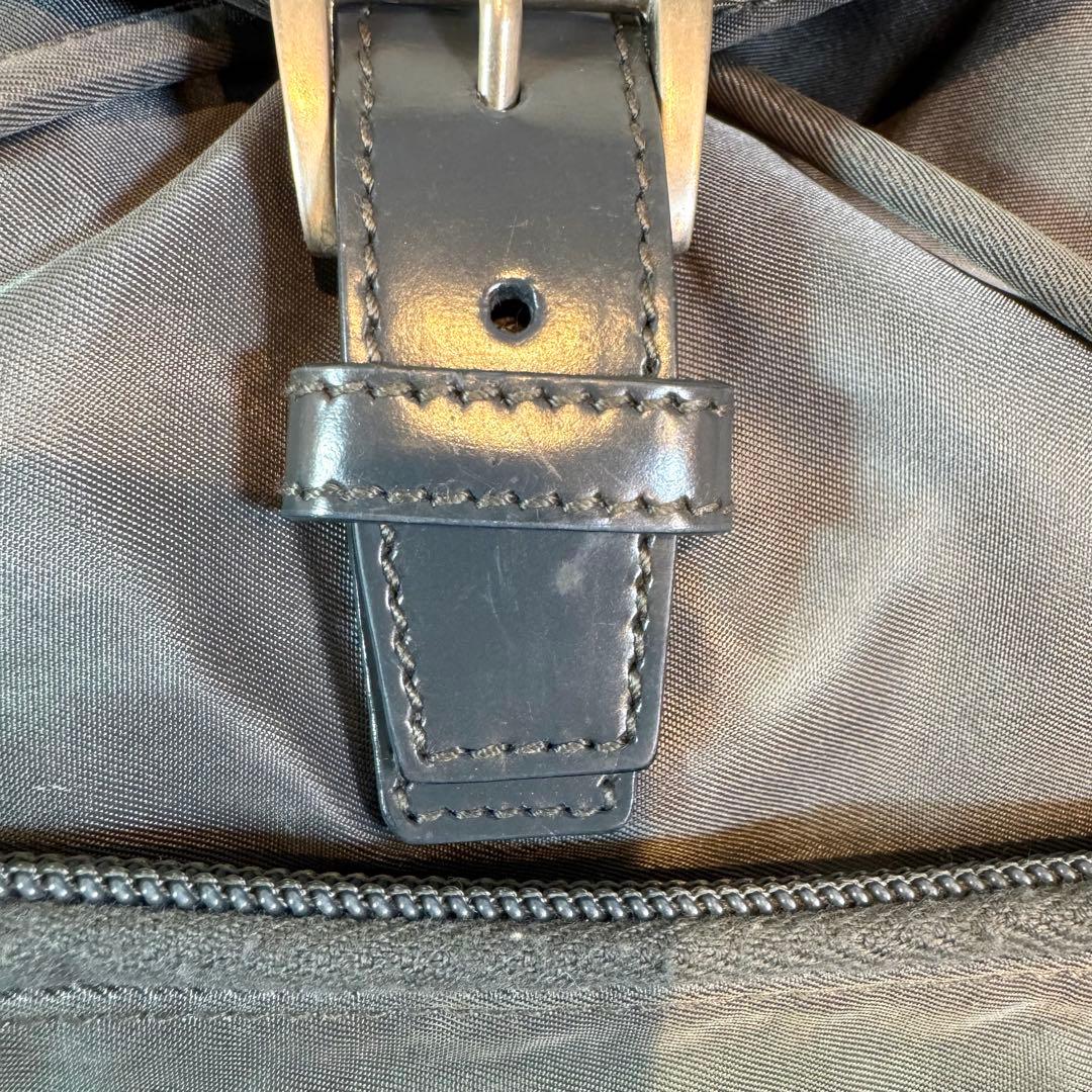 大人気✨プラダ リュック 三角プレート 巾着 バックパック カードあり グレー